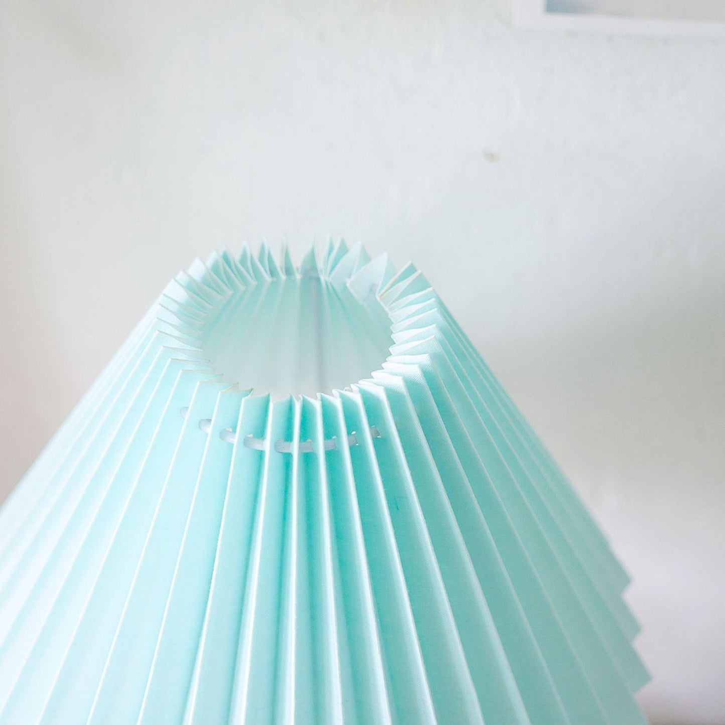 Leo Table Lamp Ribbed Ceramic White Linen LED Indoor Lighting