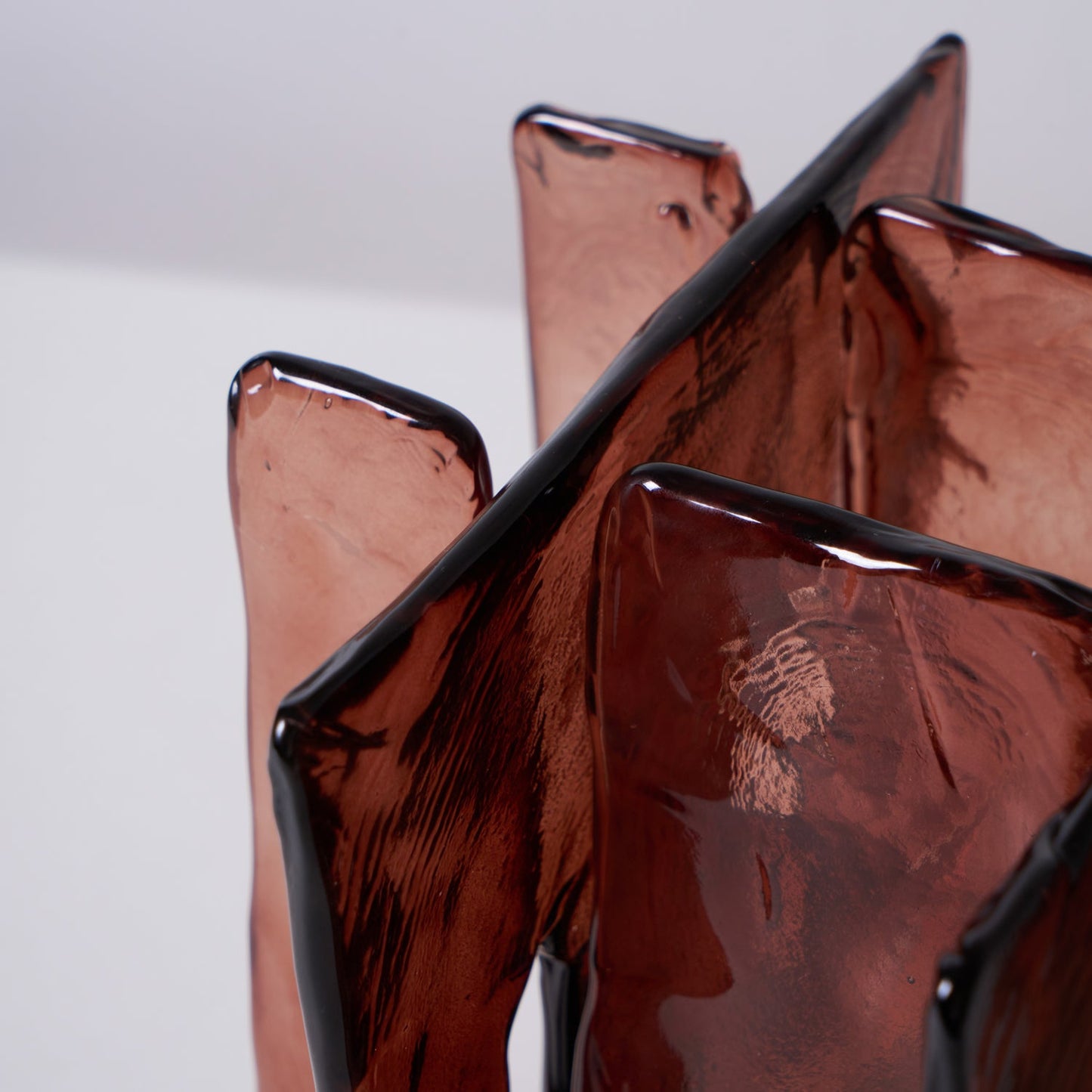 Retro Brass Design with Warm Amber Glass Ambient Light Lamp