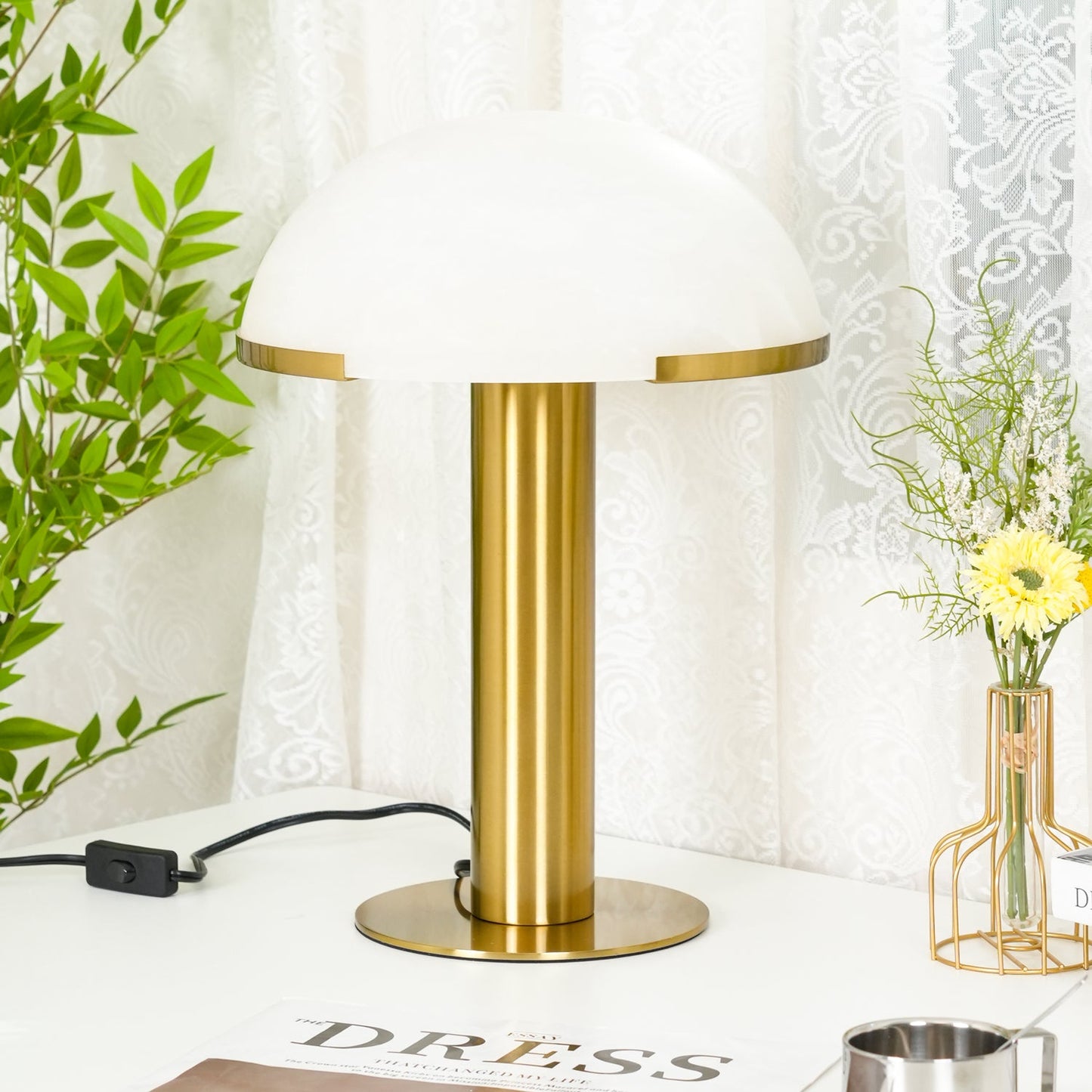 Luxury Alabaster Table Lamp – Natural Stone Lamp with Bronze Frame