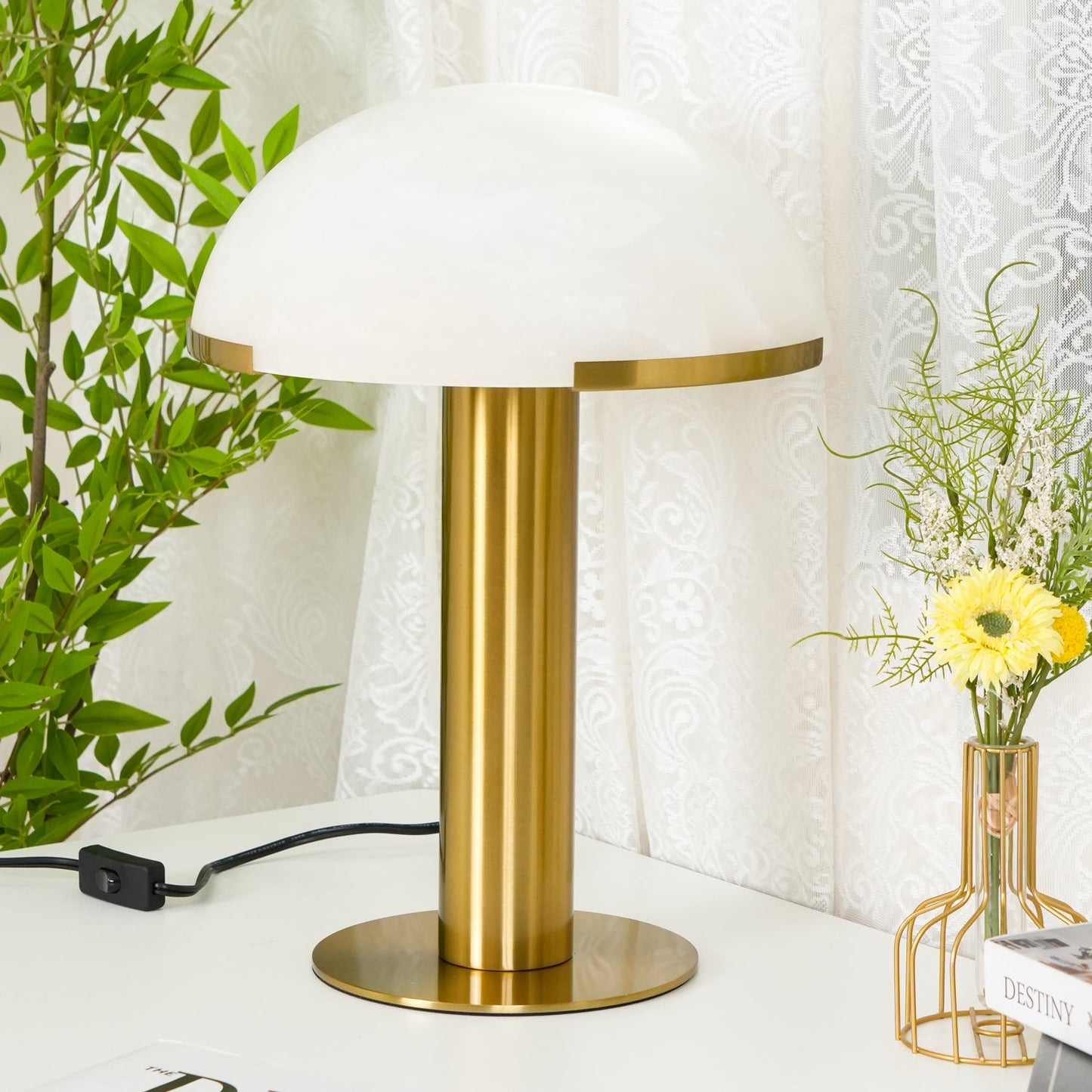 Luxury Alabaster Table Lamp – Natural Stone Lamp with Bronze Frame