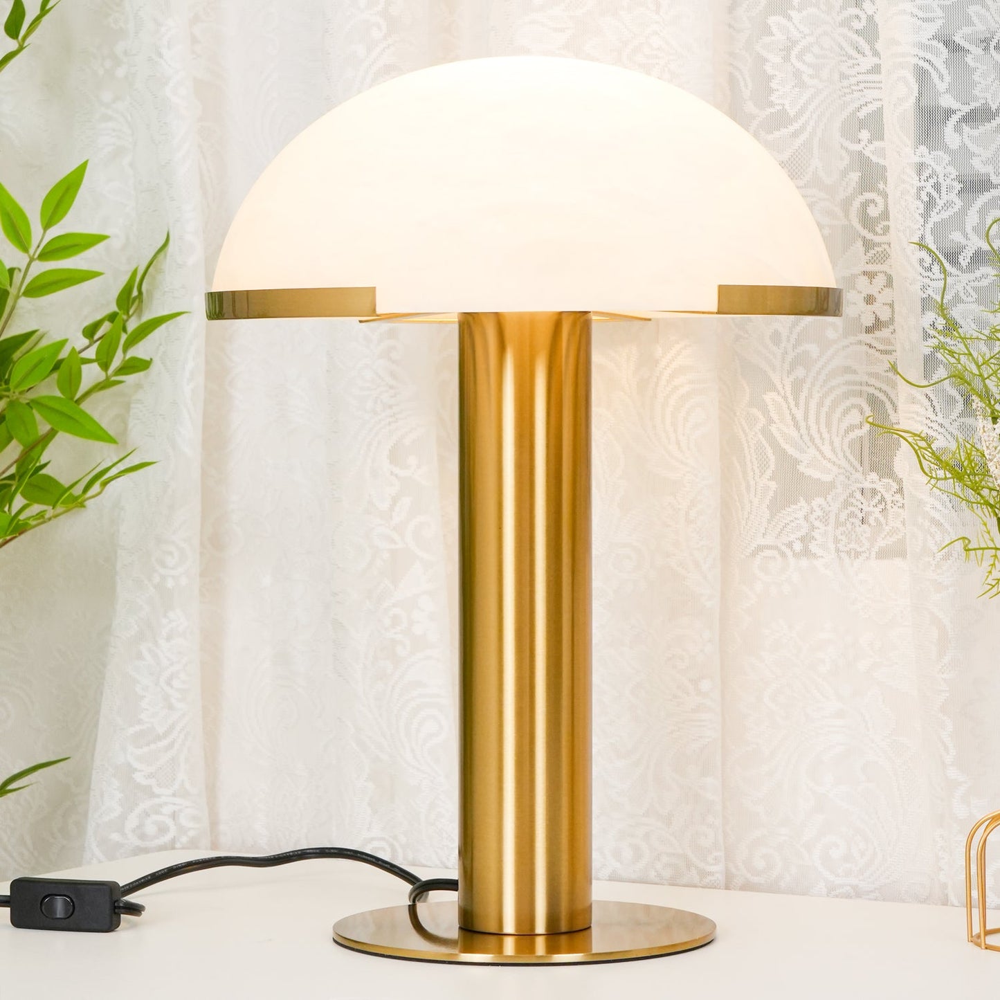 Luxury Alabaster Table Lamp – Natural Stone Lamp with Bronze Frame
