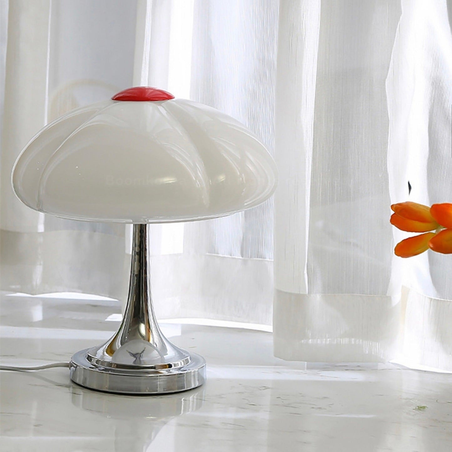 Flower Petal Lamp – Elegant Chrome & Glass Table Light