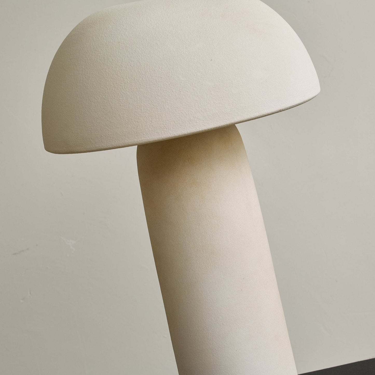 Fungi Glow Table Lamp Ceramic Metal Beige LED Indoor Lighting