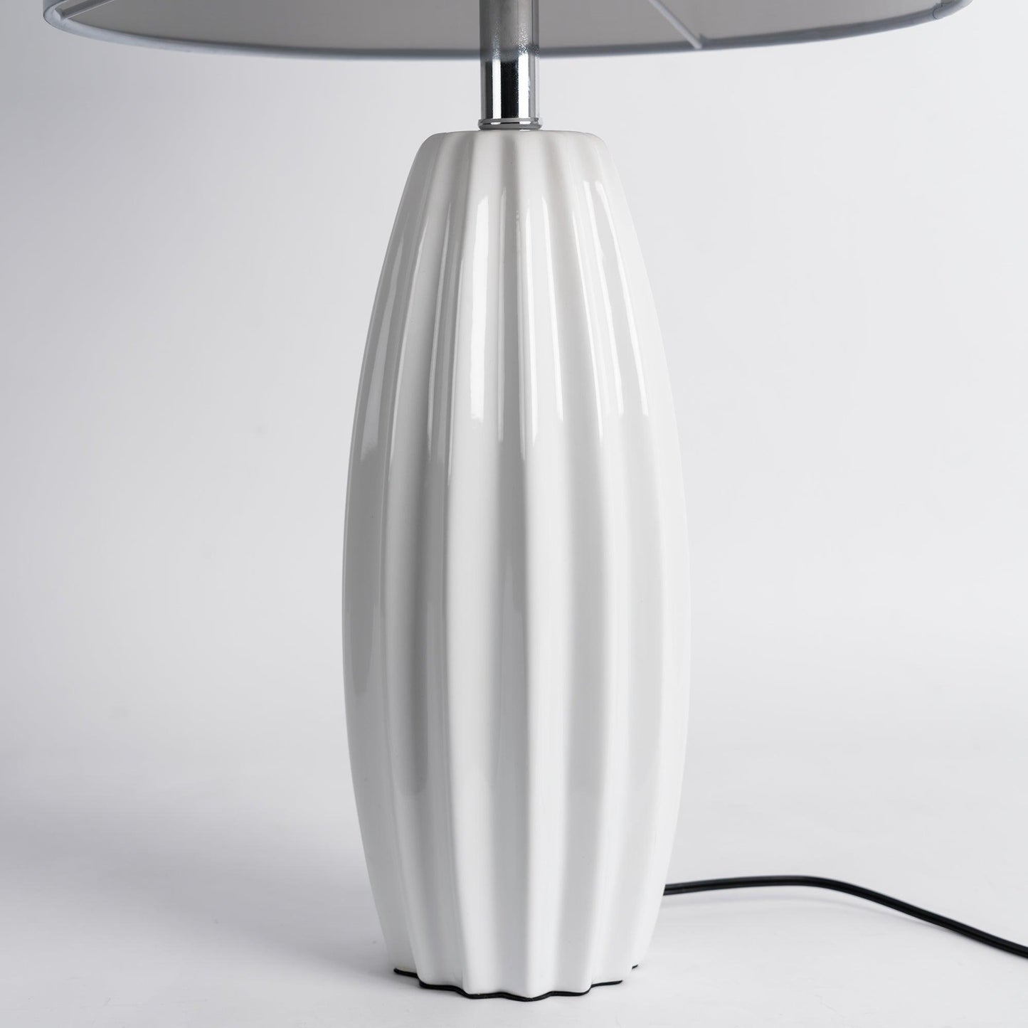 Luxury Ceramic Table Lamp – Galileo Fluted Lamp with Linen Shade & Brass Accents