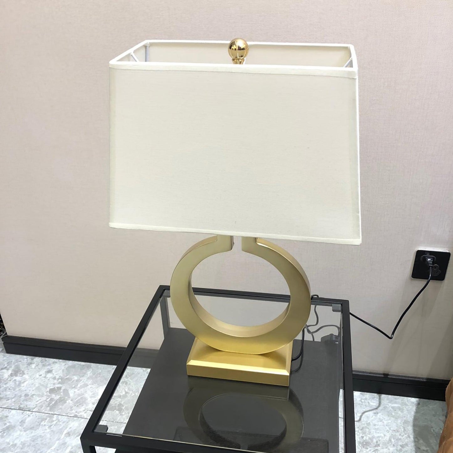 Keyhole Ring Table Lamp Gold White Fabric LED Desk Lighting