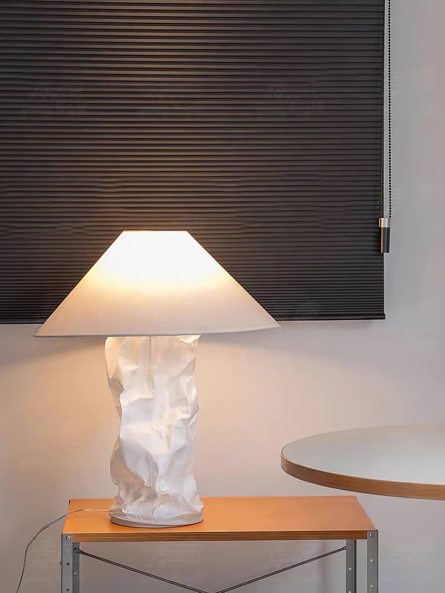 Sculptural Crinkle Paper Table Lamp – White Metal Base with Wide Shade