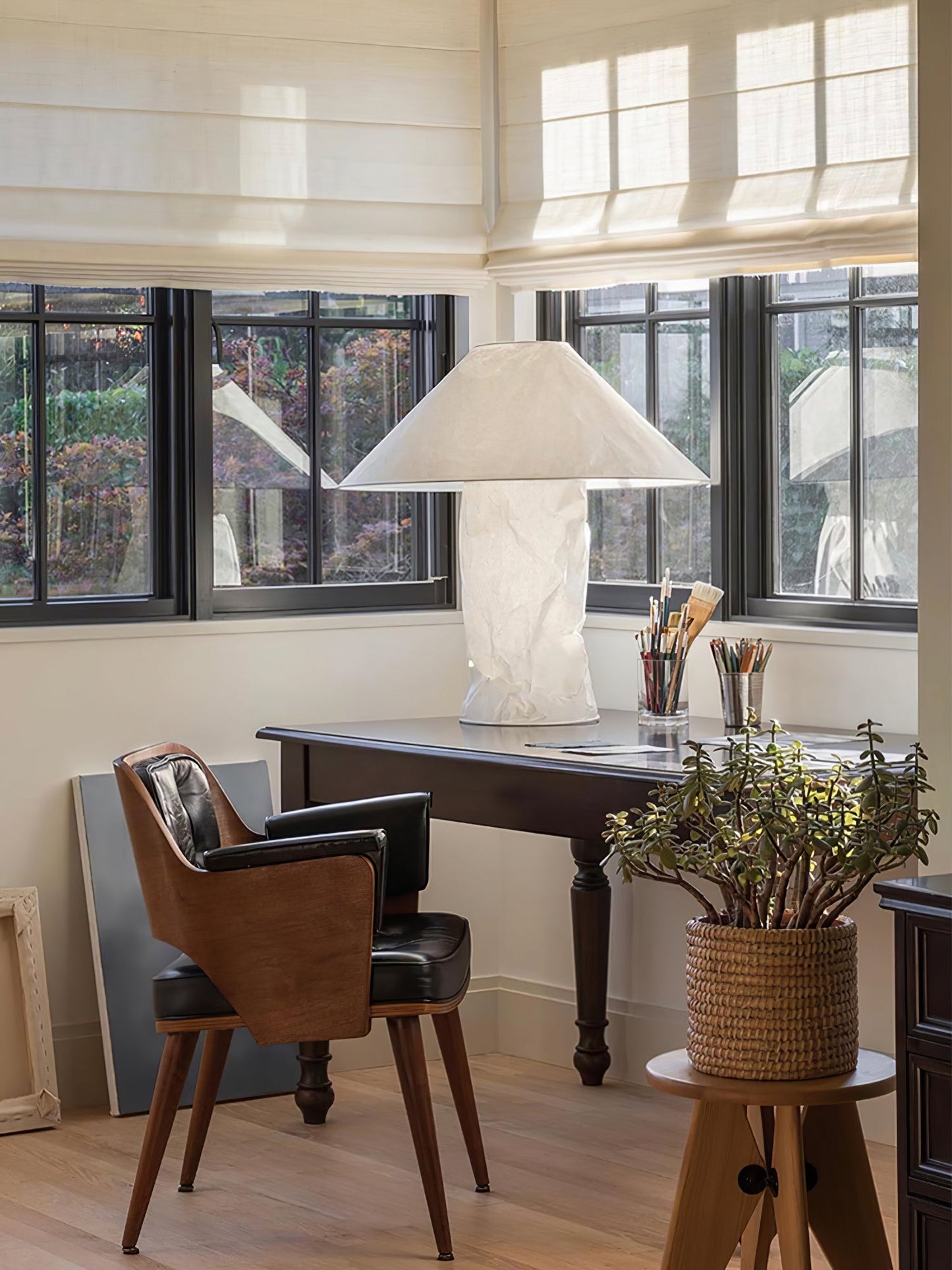 Sculptural Crinkle Paper Table Lamp – White Metal Base with Wide Shade