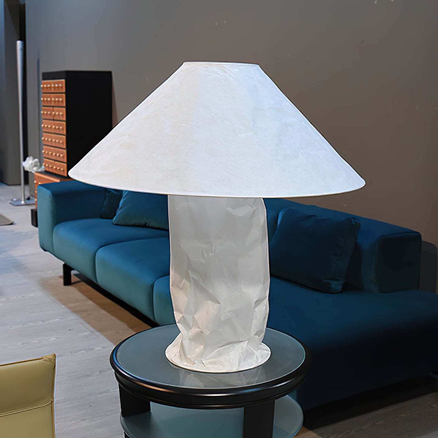 Sculptural Crinkle Paper Table Lamp – White Metal Base with Wide Shade