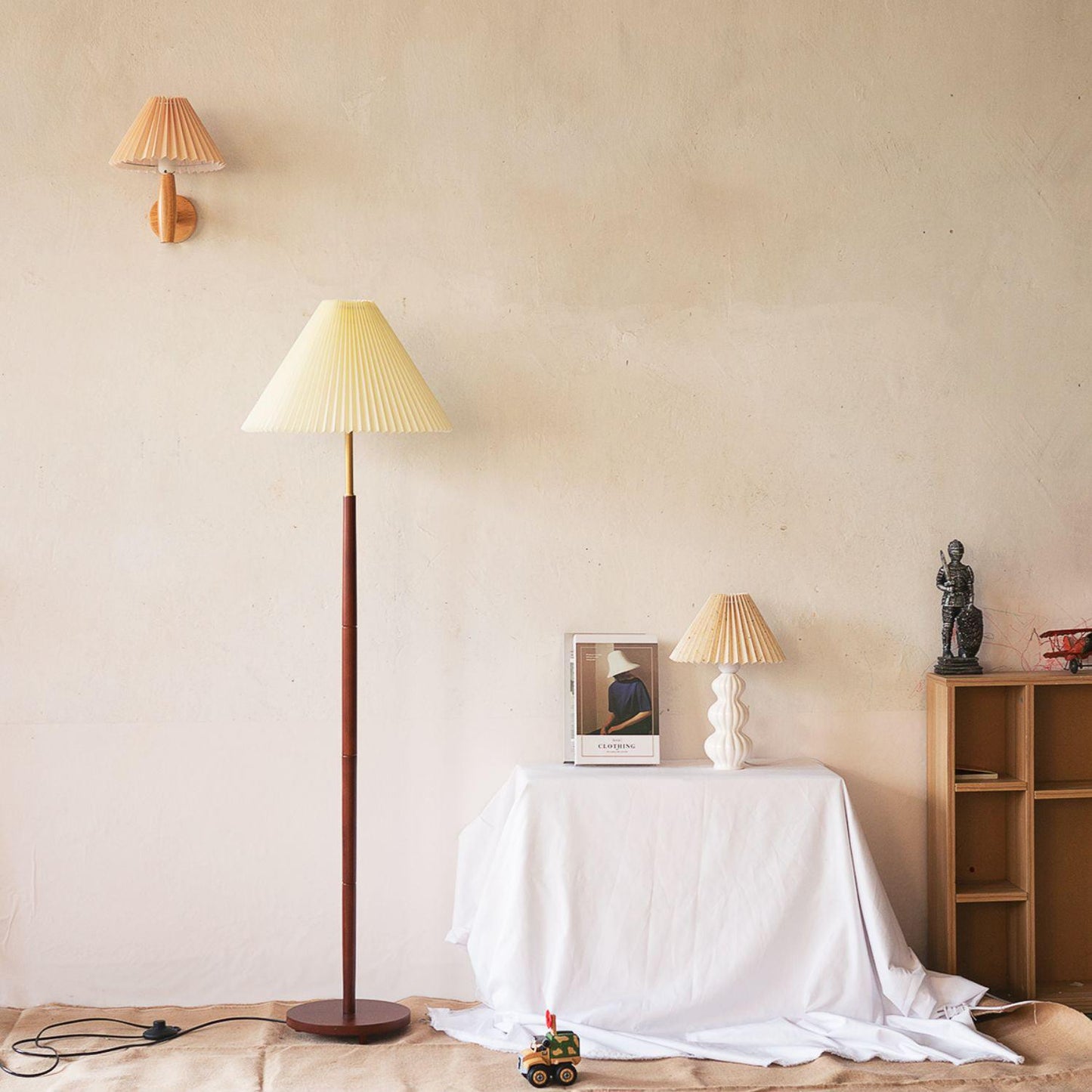 Leo Table Lamp Ribbed Ceramic White Linen LED Indoor Lighting