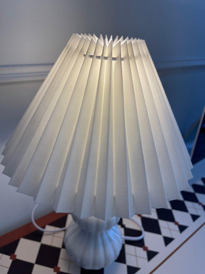 Leo Table Lamp Ribbed Ceramic White Linen LED Indoor Lighting