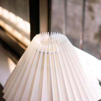 Leo Table Lamp Ribbed Ceramic White Linen LED Indoor Lighting