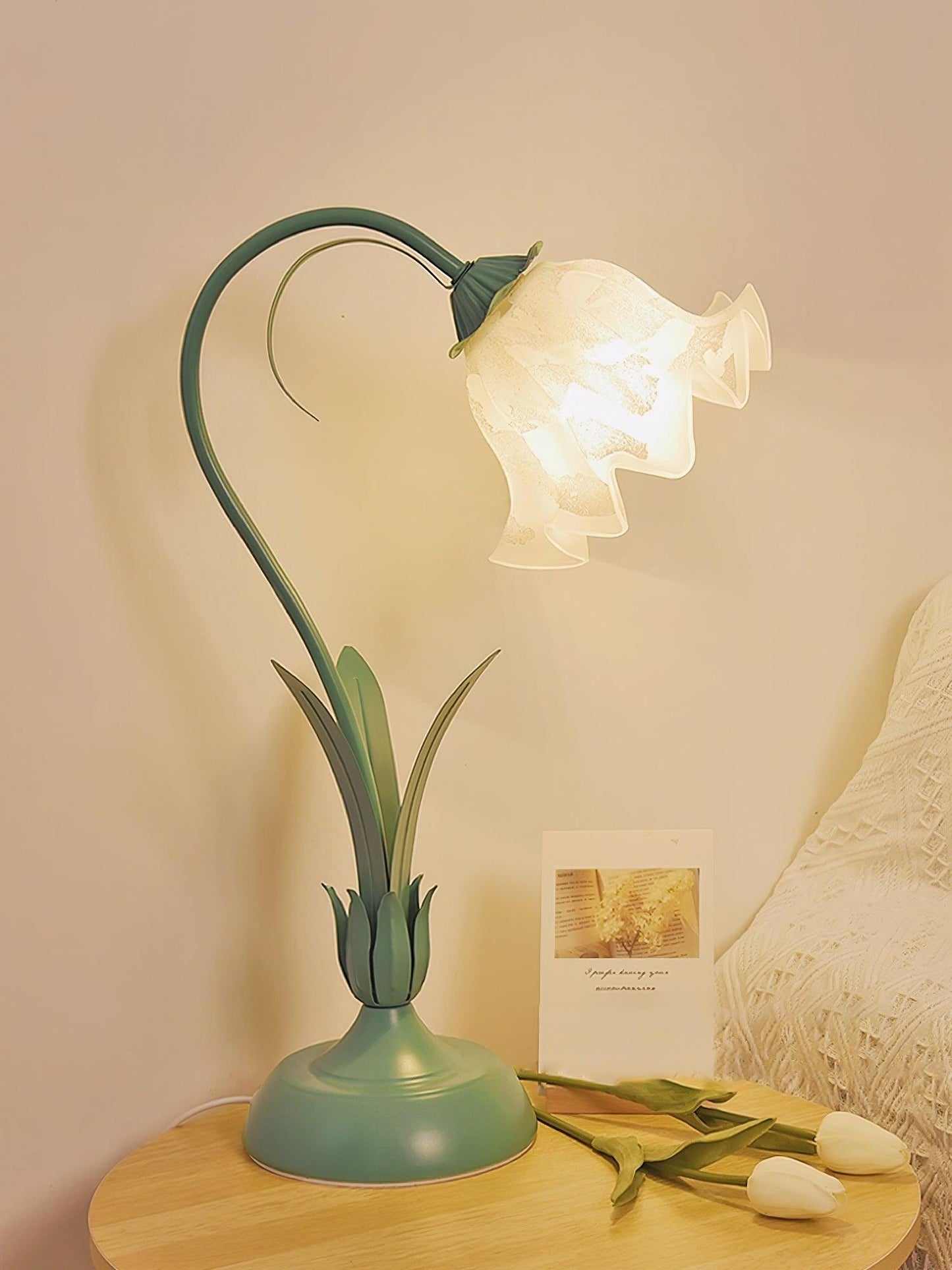 Lily of the Valley Design with Gold Accents & Warm Ambient Glow Lamp