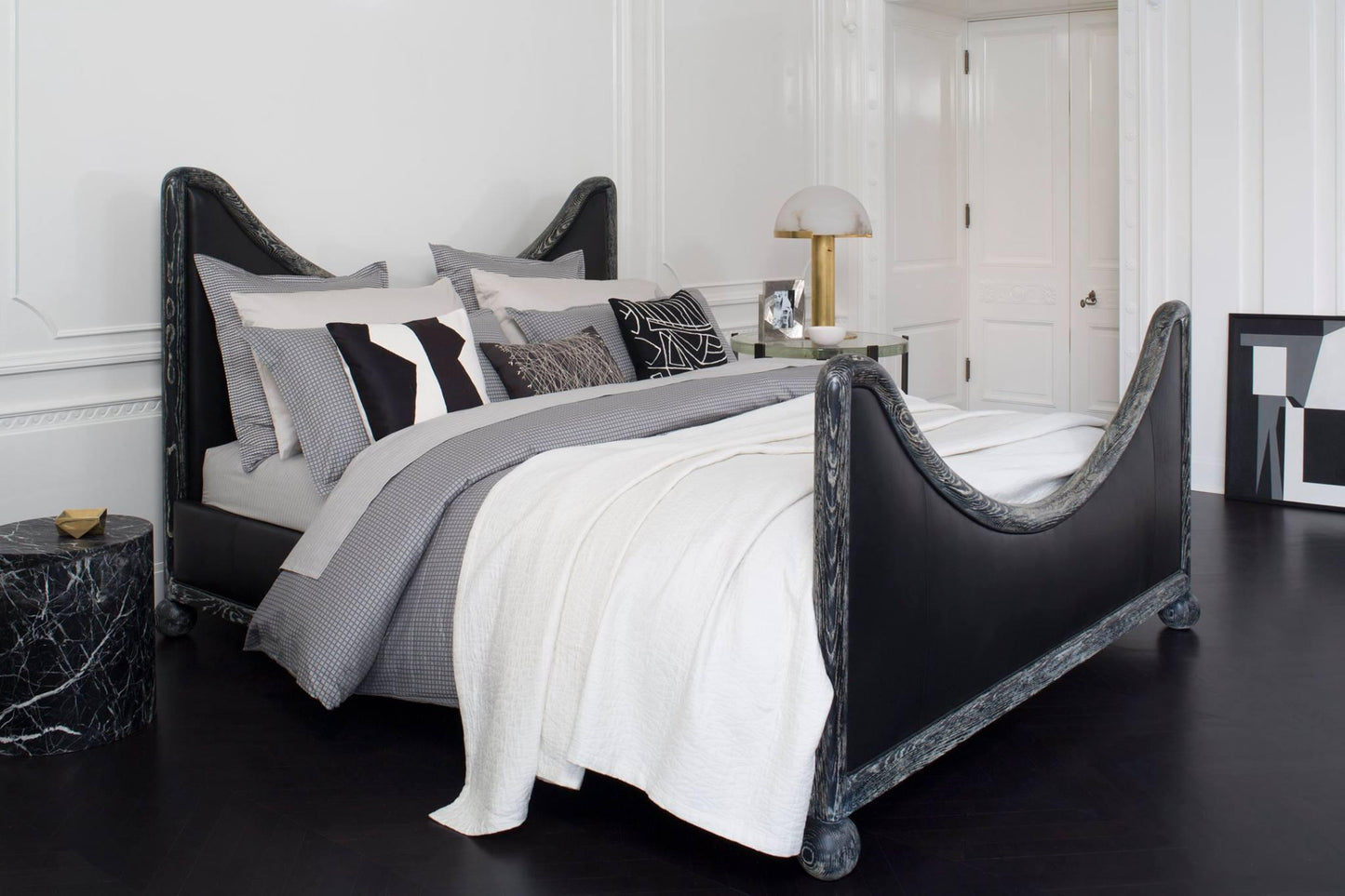 Luxury Alabaster Table Lamp – Natural Stone Lamp with Bronze Frame