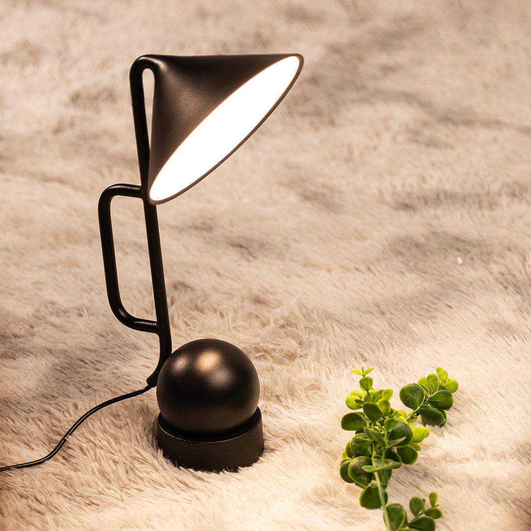 LED Dumbbell Desk Lamp – Creative Industrial Black Table Light for Home Office, Study & Bedroom